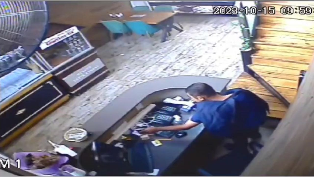 Bursa'da bir kebapçıda telefon hırsızlığı