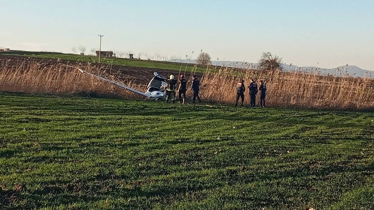 Bursa’da eğitim uçağı mecburi iniş yaptı...Pilot hafif yaralı