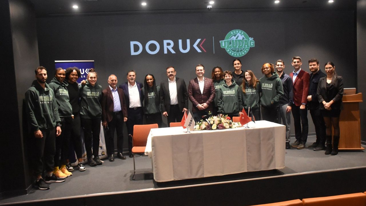 Uludağ Kadın Basketbollun sponsoru Doruk oldu