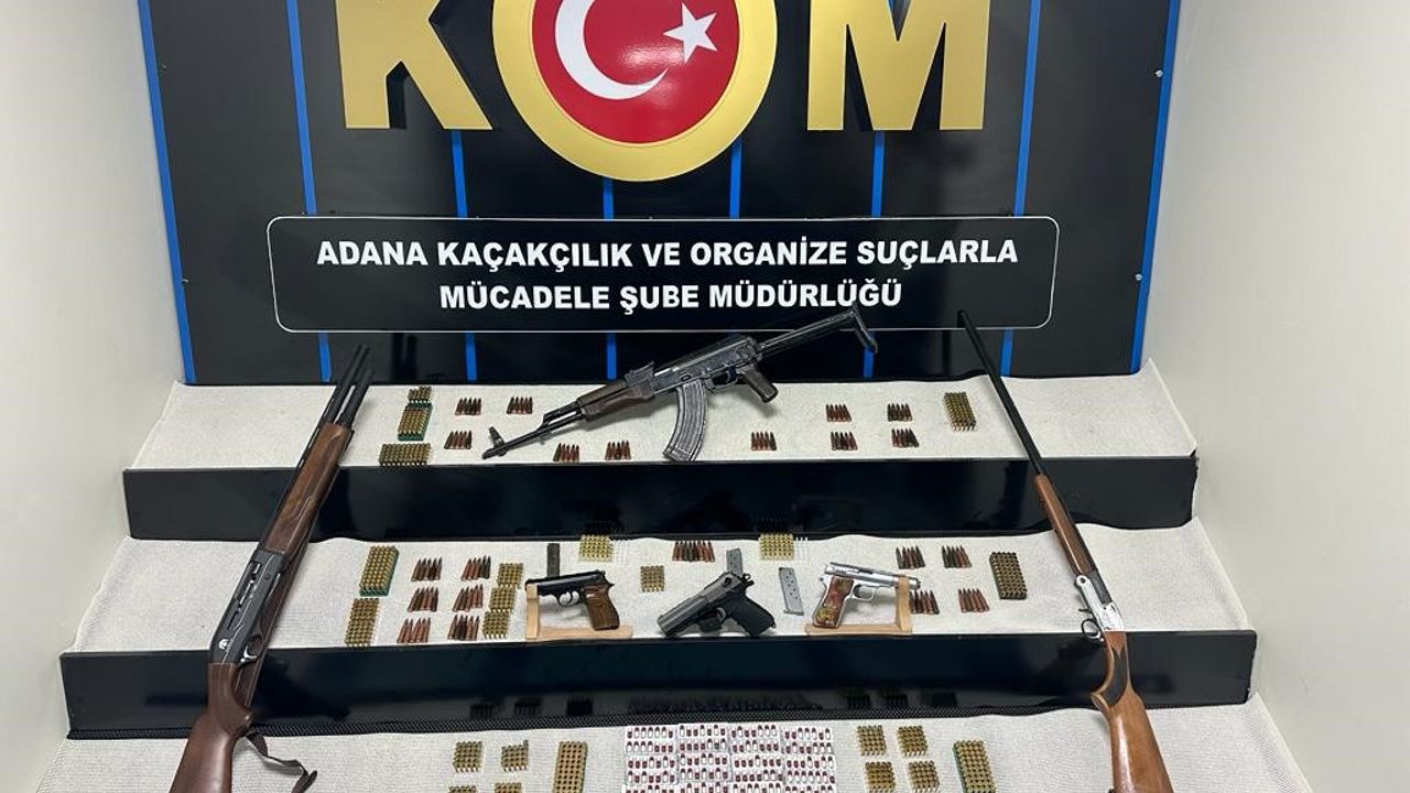 Adana'da evden silah ve uyuşturucu yakalandı