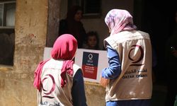 Katar'dan Türkiye ve Suriye'ye 43 tonluk yardım