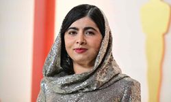 Afgan Kraliçe Süreyya’ya saygı duruşu