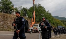 Kosova sınır kapıları kapatıldı!