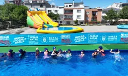 Bursa'nın okul bahçelerinde havuz keyfi