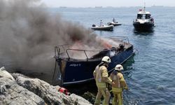 İstanbul'da tekne alev aldı