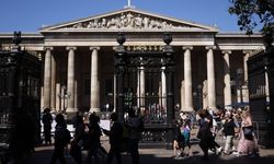 British Museum’un müdürü istifa etti