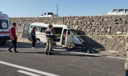 İşçi minibüsü kaza yaptı! 3 ölü