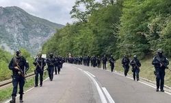 Sırplar polis noktasına saldırı düzenledi