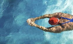 Yüzmenin psikolojiye etkileri
