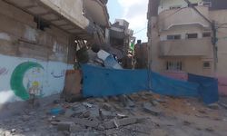 İsrail bombardımanında 12 camii vuruldu
