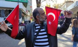 Pakistanlı turistin Türk bayrağı sevgisi