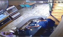 Bursa'da bir kebapçıda telefon hırsızlığı