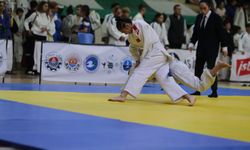Gemlik, judo turnuvasına ev sahipliği yaptı