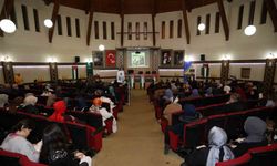 İnegöl’de Bosna’dan Filistin'e seminer