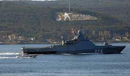 Rus savaş gemisi Karadeniz'e ilerliyor