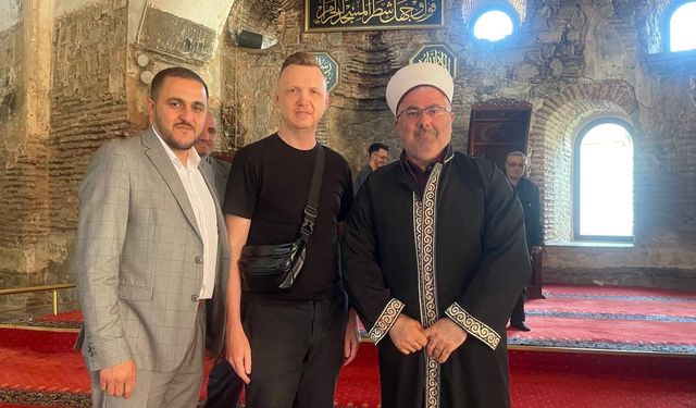 İznik'i ziyarete gelen turist müslüman oldu