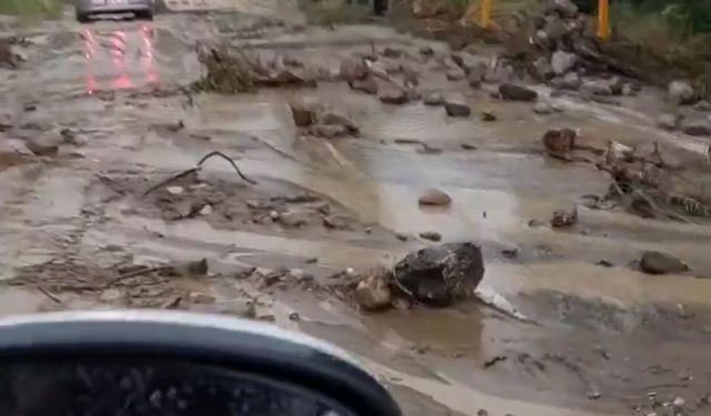 İznik Bursa yolu yağış sebebiyle kapandı!