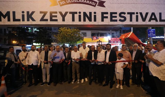 Gemlik Zeytini Festivali açılışı yaptı
