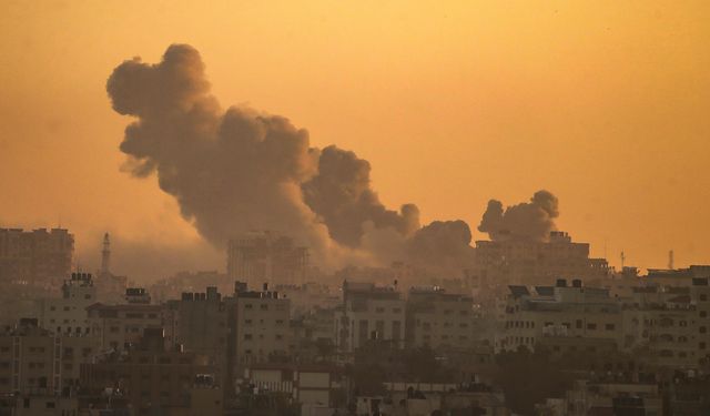 İsrail, gece boyu Gazze Şeridi'ni vurdu