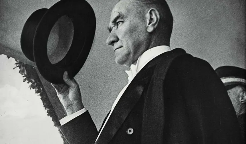 Atatürk'ün sesinden 'Fikrimin İnce Gülü'